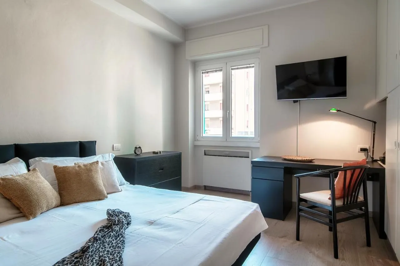 Joivy Stylish Suite 52 코모 아파트